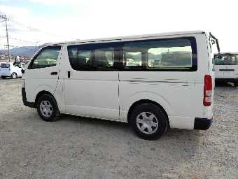 TOYOTA HIACE 2017 Image 4