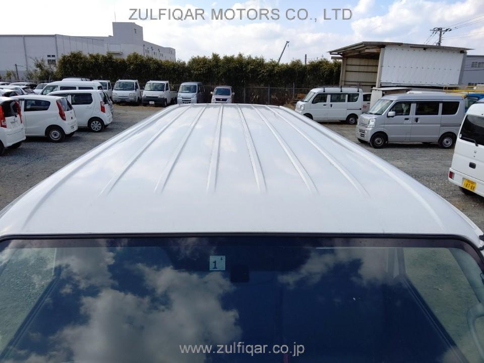 TOYOTA HIACE 2017 Image 5