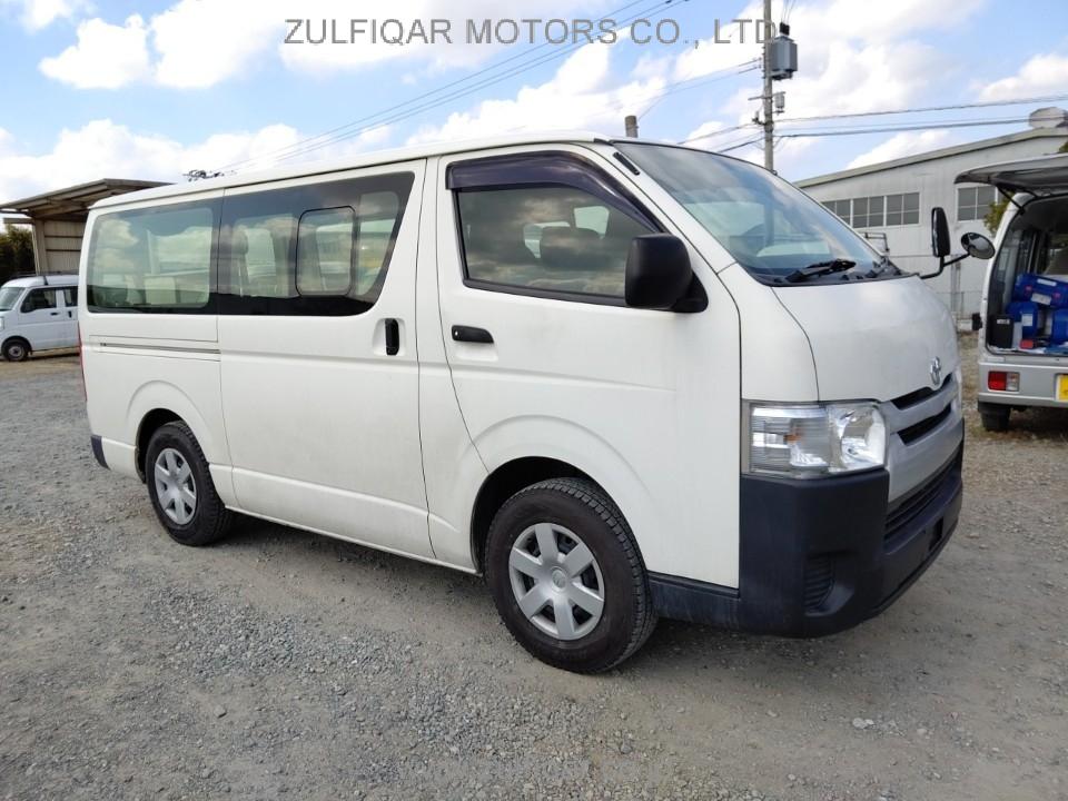 TOYOTA HIACE 2017 Image 6