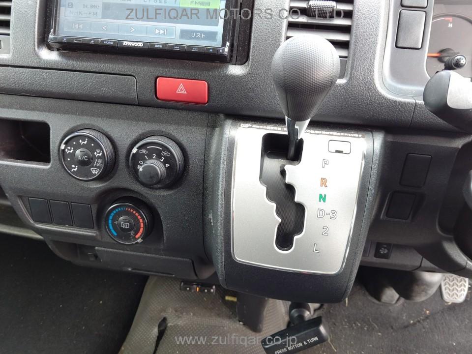 TOYOTA HIACE 2017 Image 10