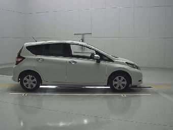 NISSAN NOTE 2019 Image 3