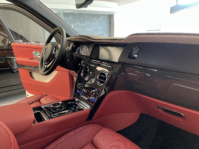 ROLLS ROYCE CULLINAN 2020 Image 23