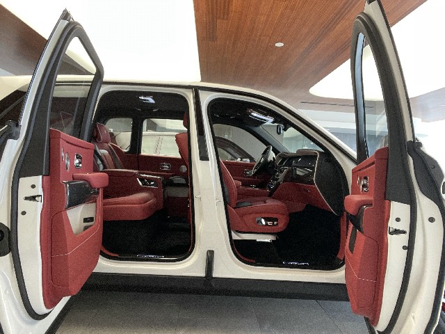 ROLLS ROYCE CULLINAN 2020 Image 35