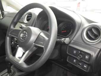 NISSAN NOTE 2019 Image 7