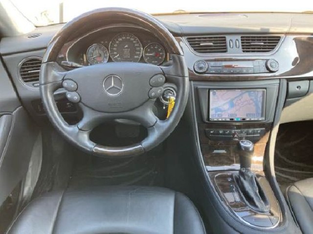 MERCEDES BENZ CLS CLASS 2007 Image 28