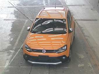 VOLKSWAGEN POLO 2011 Image 3