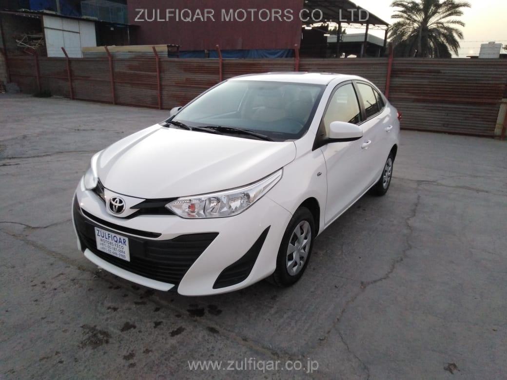 TOYOTA YARIS 2019 Image 2