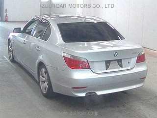 BMW 5 SERIES 2004 Image 2