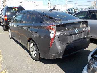 TOYOTA PRIUS 2017 Image 14