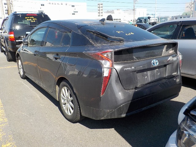 TOYOTA PRIUS 2017 Image 23
