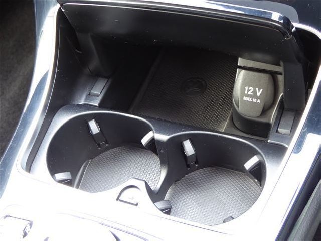 MERCEDES BENZ C CLASS STATION WAGON 2017 Image 42