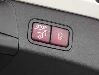 MERCEDES BENZ C CLASS STATION WAGON 2017 Image 42