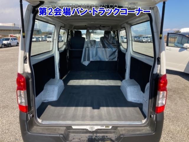 NISSAN NV350 CARAVAN 2016 Image 4