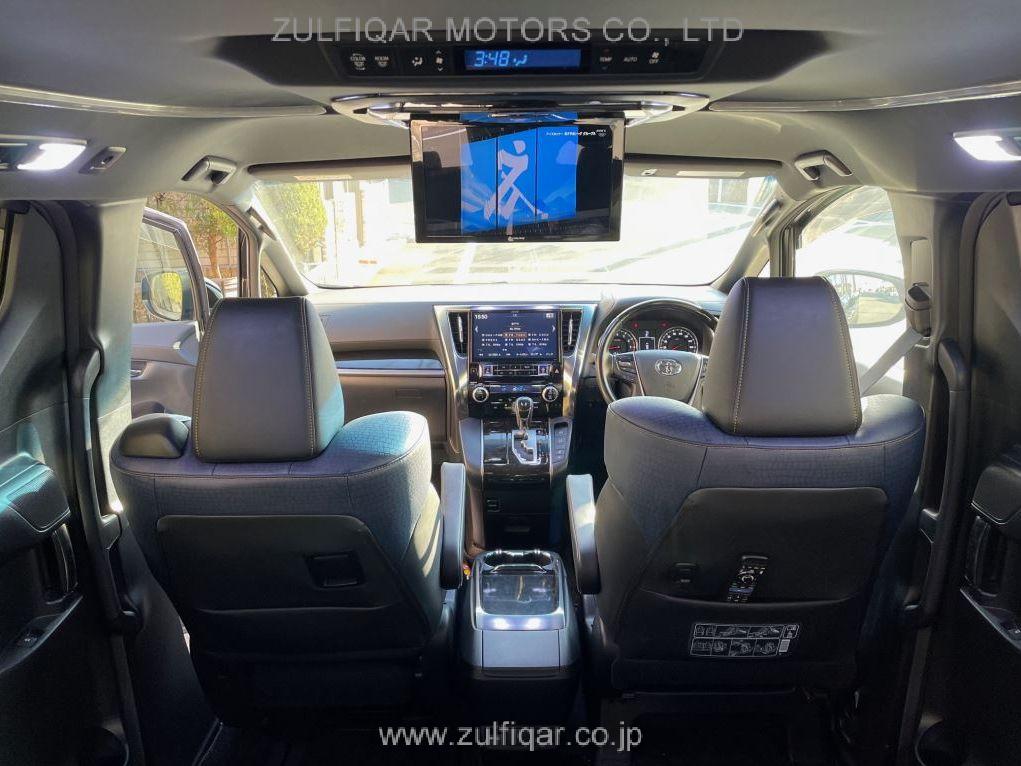 TOYOTA VELLFIRE 2017 Image 10