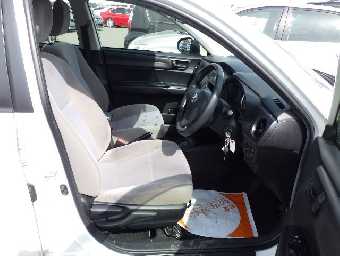 TOYOTA COROLLA AXIO 2017 Image 10