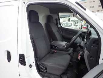 NISSAN NV350 CARAVAN 2016 Image 5