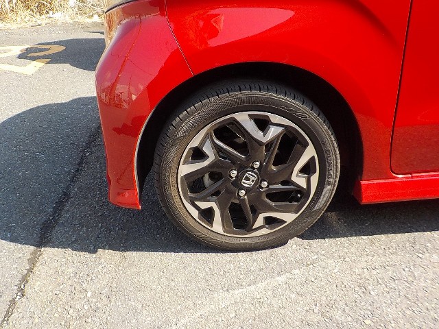 HONDA N-BOX CUSTOM 2019 Image 27