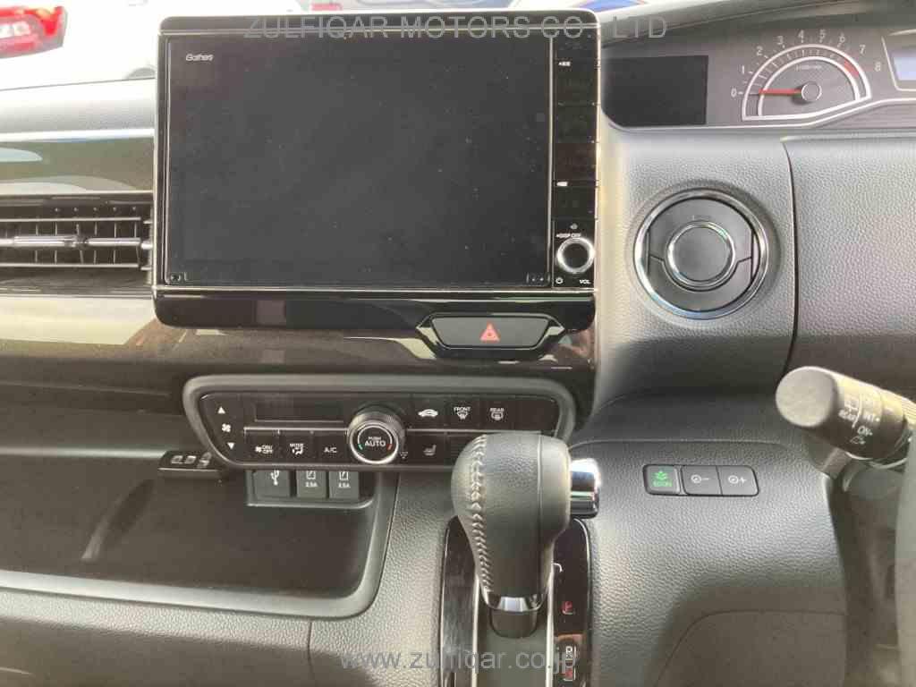 HONDA N-BOX CUSTOM 2019 Image 7