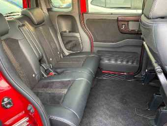 HONDA N-BOX CUSTOM 2019 Image 9