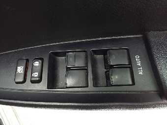 TOYOTA COROLLA AXIO 2017 Image 11