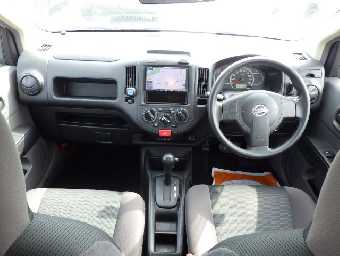 NISSAN NV150 AD 2017 Image 8