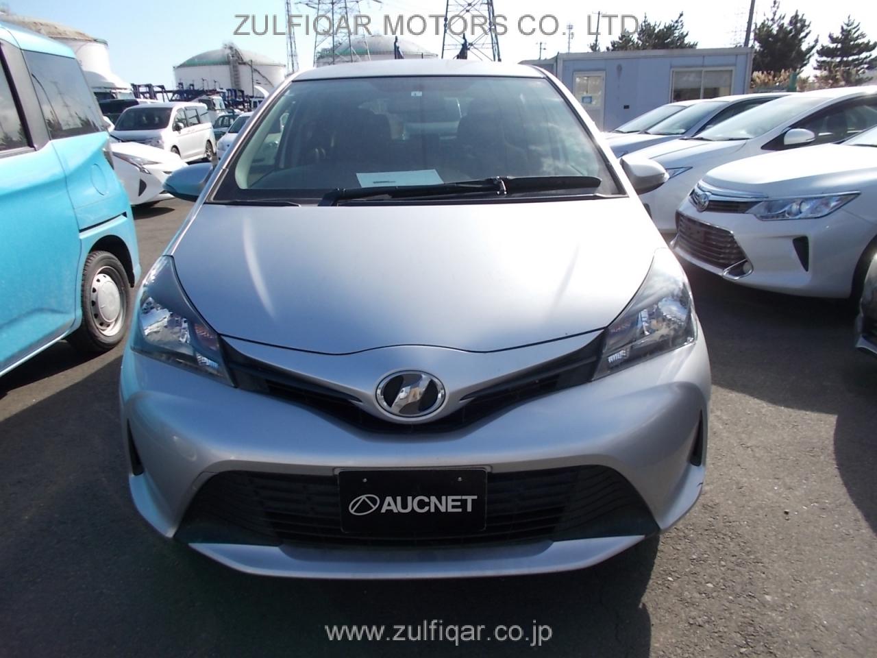 TOYOTA VITZ 2017 Image 4
