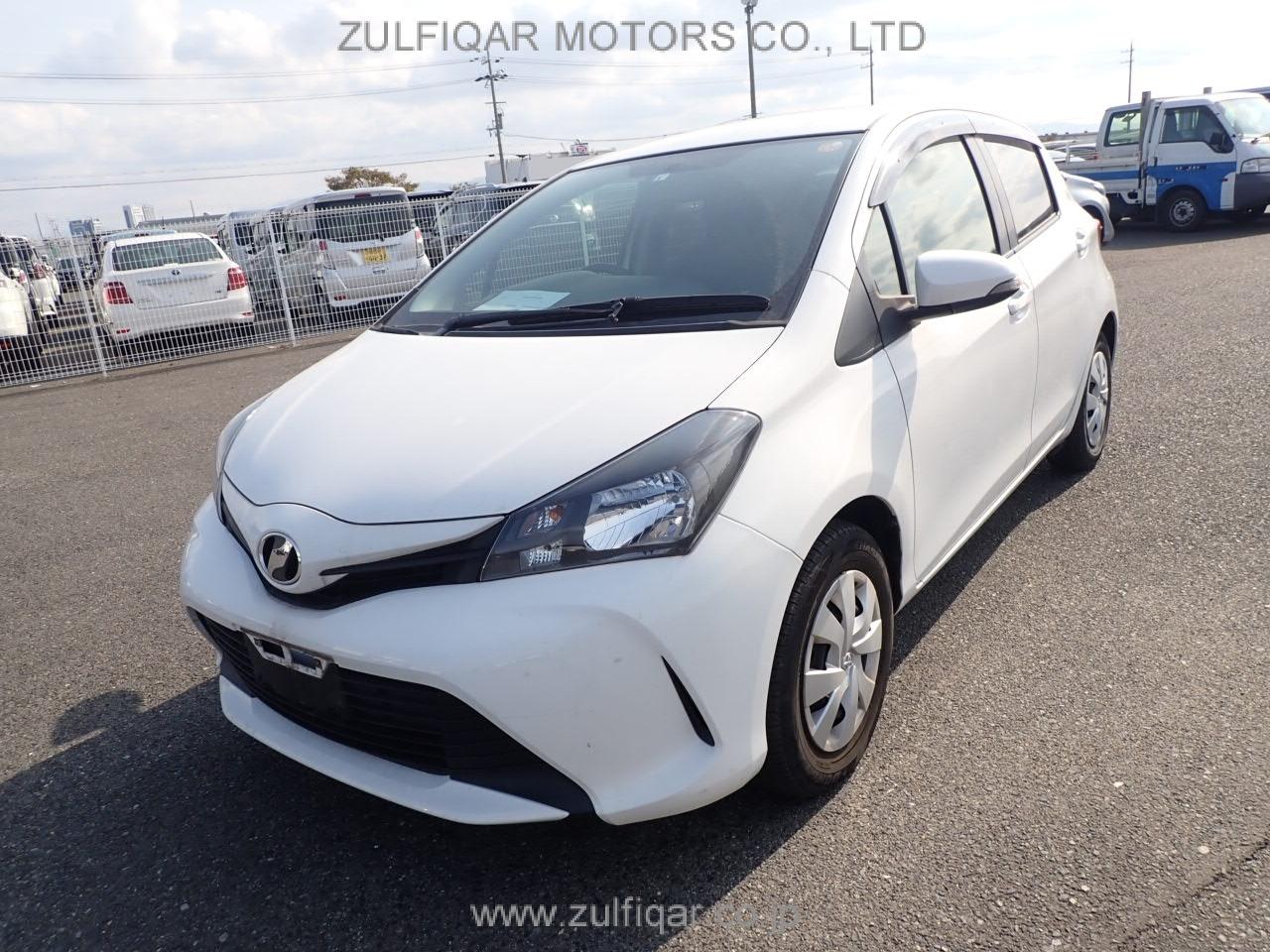 TOYOTA VITZ 2017 Image 7