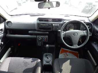 TOYOTA PROBOX 2017 Image 8