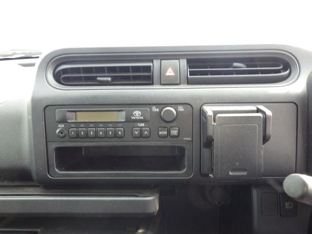 TOYOTA PROBOX 2017 Image 20