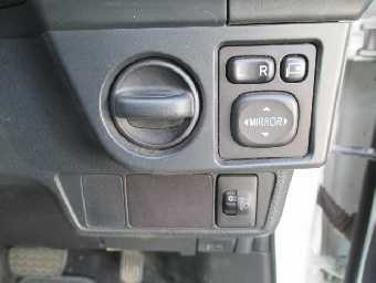 TOYOTA COROLLA AXIO 2017 Image 4