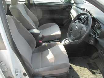 TOYOTA COROLLA AXIO 2017 Image 9