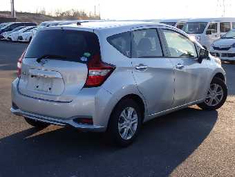 NISSAN NOTE 2017 Image 2