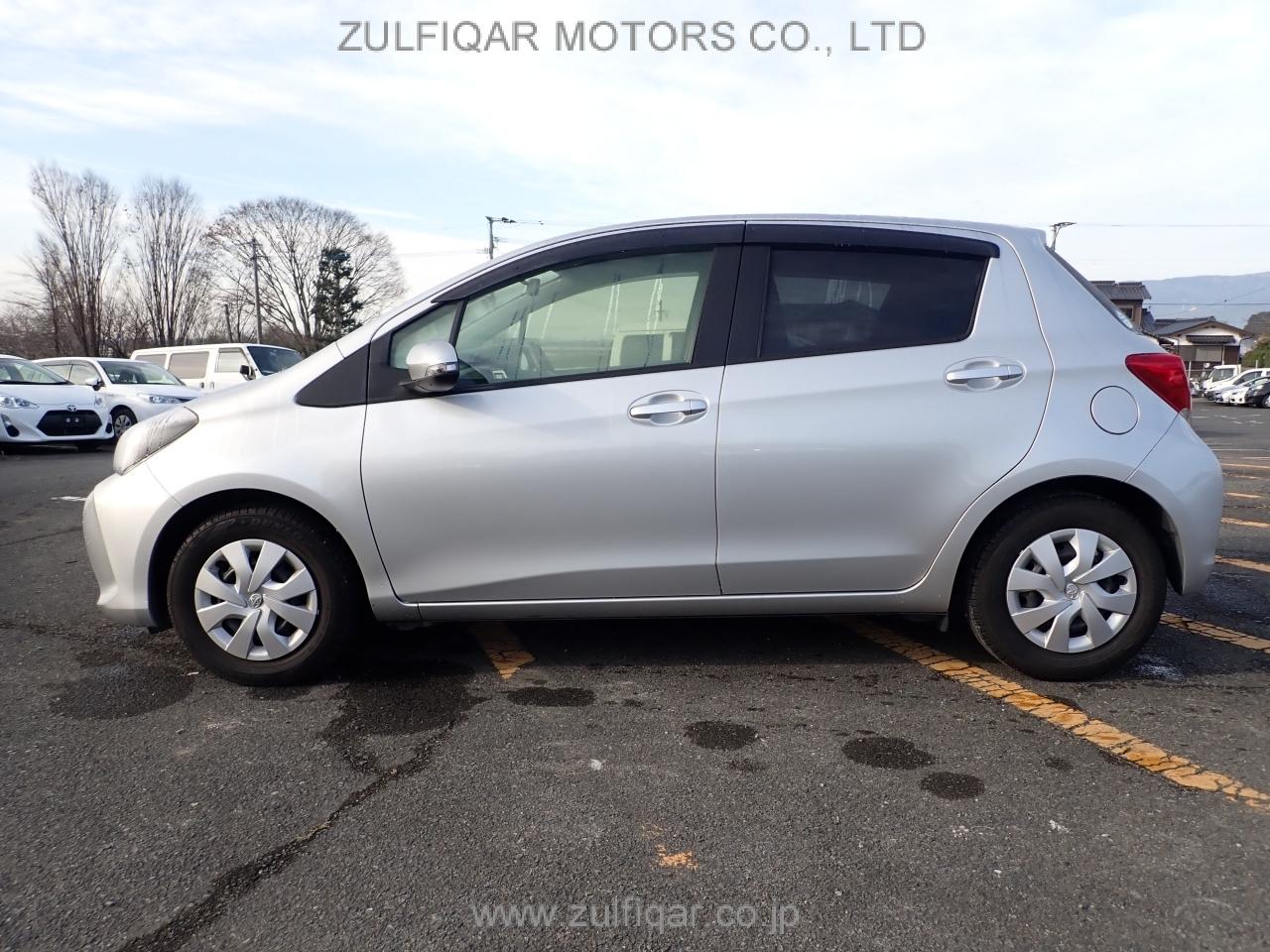TOYOTA VITZ 2017 Image 4