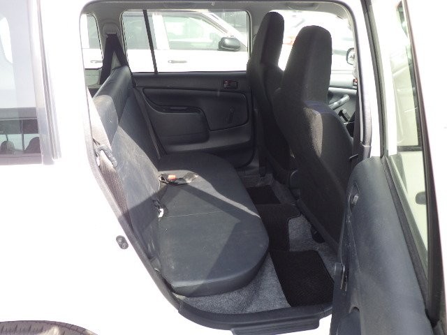 TOYOTA PROBOX 2017 Image 23