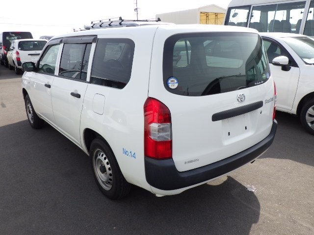 TOYOTA PROBOX 2017 Image 28