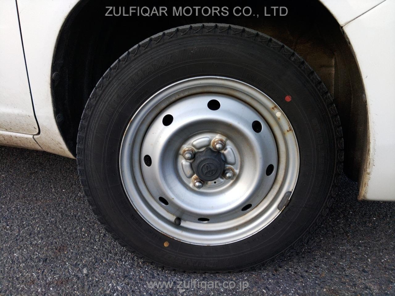 TOYOTA PROBOX 2017 Image 8