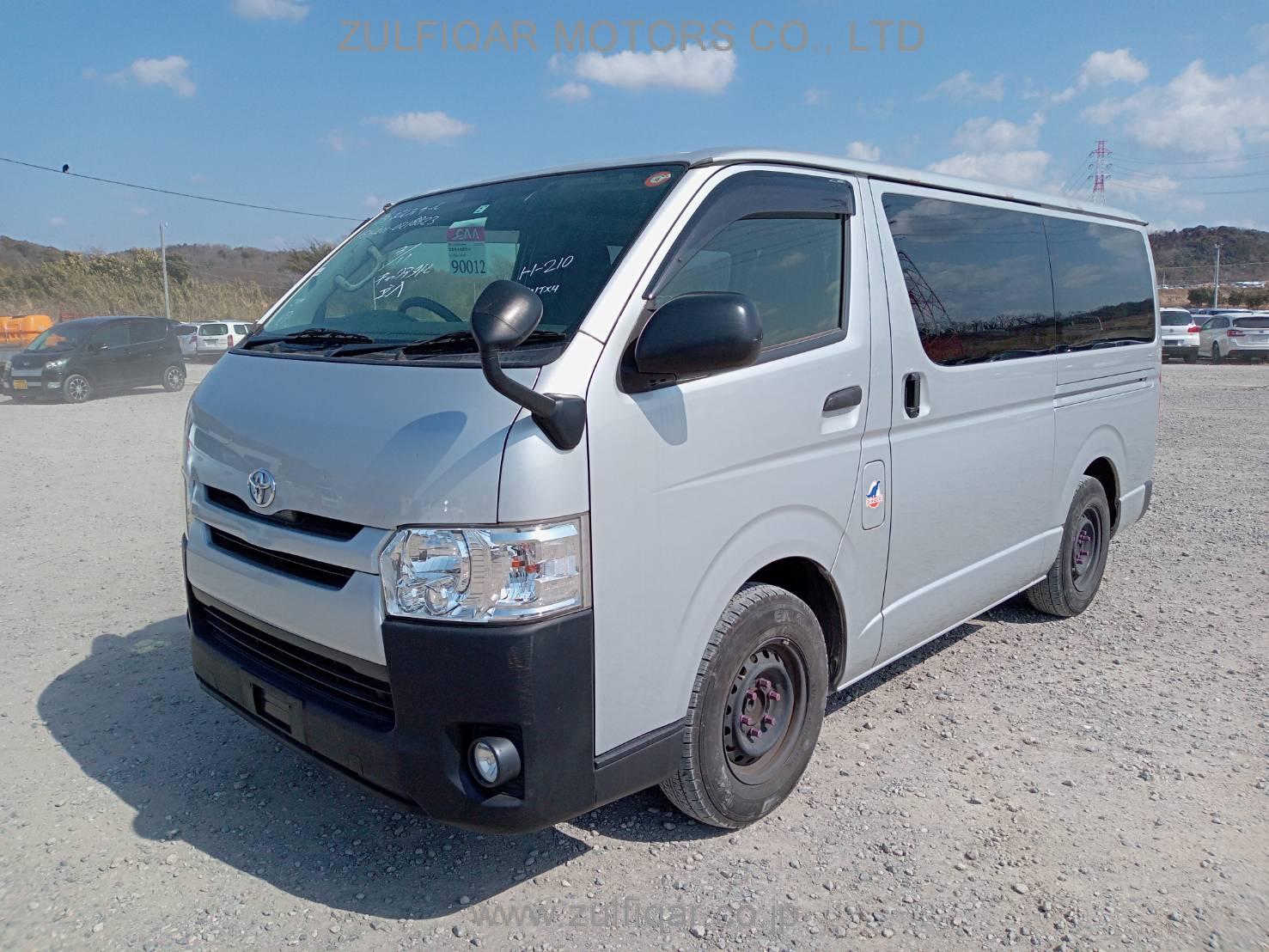TOYOTA HIACE 2017 Image 11