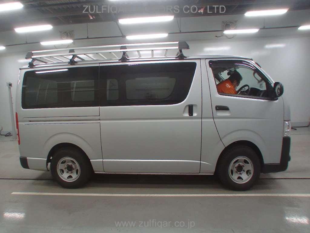 TOYOTA HIACE 2017 Image 3