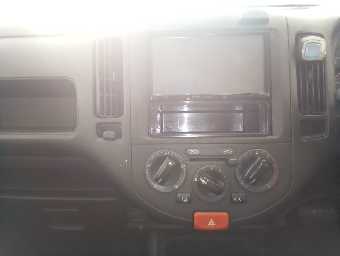 NISSAN NV150 AD 2017 Image 10