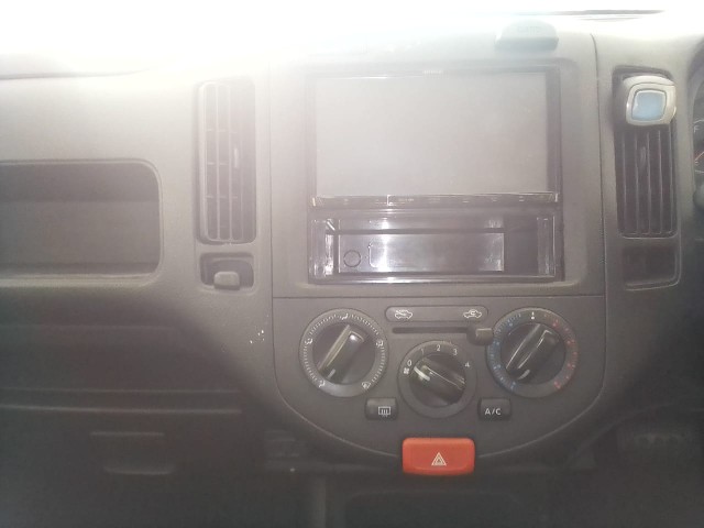 NISSAN NV150 AD 2017 Image 22