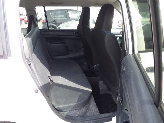 TOYOTA PROBOX 2017 Image 23