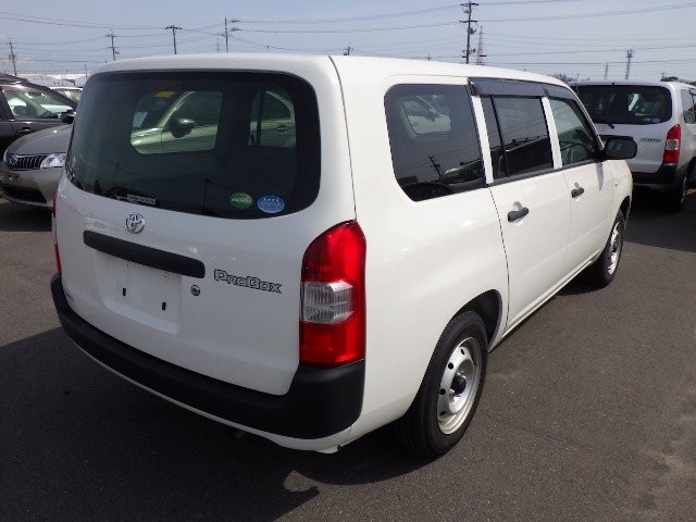 TOYOTA PROBOX 2017 Image 27