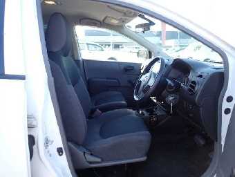 NISSAN NV150 AD 2017 Image 4