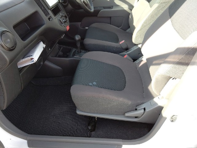 NISSAN NV150 AD 2017 Image 20