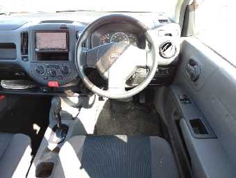 NISSAN A.D S/V 2016 Image 8