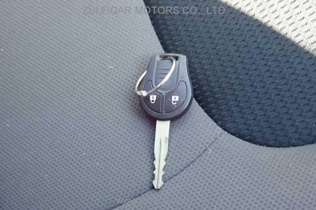 NISSAN NV150 AD 2017 Image 8