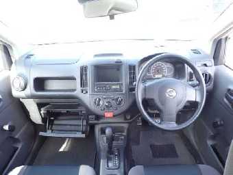 NISSAN NV150 AD 2017 Image 4