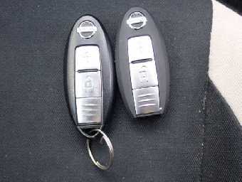 NISSAN NOTE 2017 Image 5