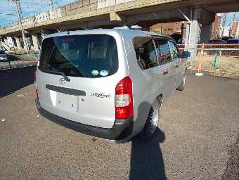 TOYOTA SUCCEED 2017 Image 2