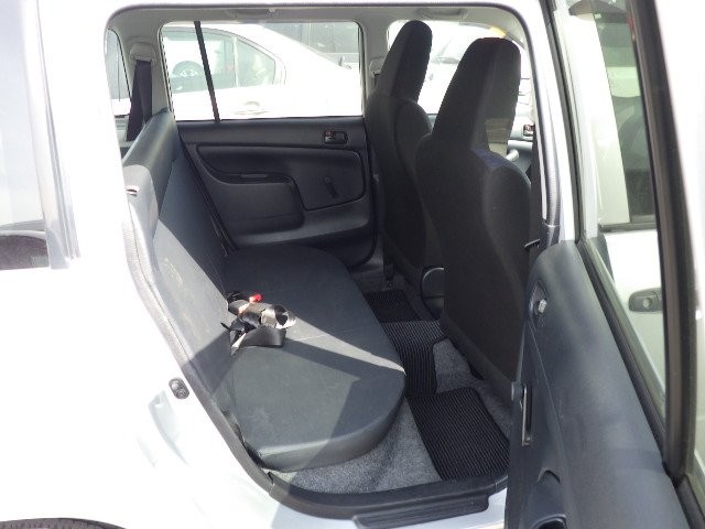 TOYOTA SUCCEED 2017 Image 26